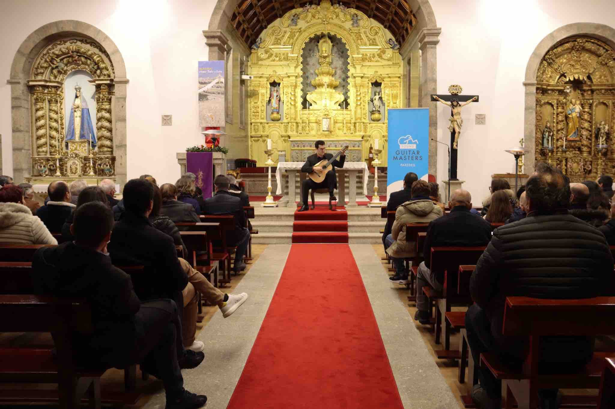 Titus Isfan no primeiro concerto da VI Edição do YGM Paredes, 02/12/2023, Igreja de Sobrosa, Paredes.